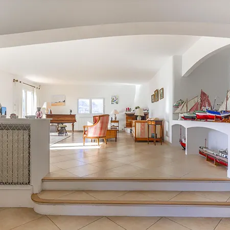 Les Hauts De Bellet By Interhome Villa Nice